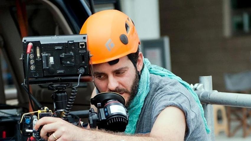 Ünlü yönetmen Ahmet Sesigürgil'in evlat acısı! Sosyal medya hesabından duyurdu