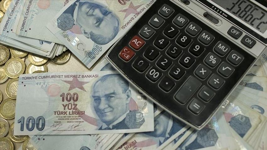 Emekliler haberi bekliyor! Bayram ikramiyesine zam yolda: İşte masadaki rakam