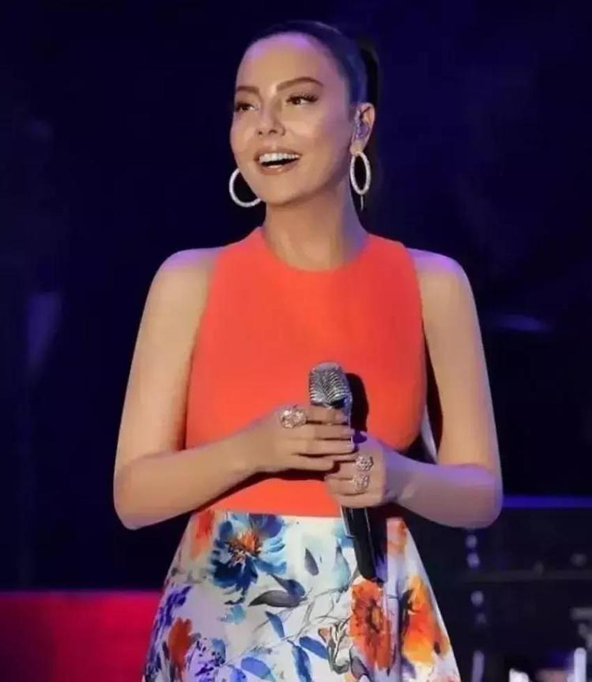 14 Şubat’ta Ebru Gündeş’i dinlemek cep yakıyor