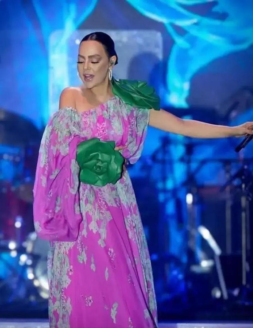 14 Şubat’ta Ebru Gündeş’i dinlemek cep yakıyor