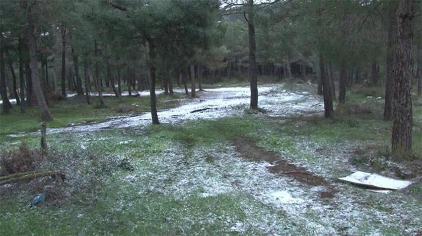 İstanbul'da beklenen kar yağışı başladı! 19 ilçede lapa lapa kar yağacak, AKOM devrede
