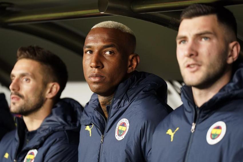 1 hafta önce imza attı, Fenerbahçe'de yeni transfer geldiği gibi gidiyor!