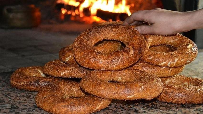 İstanbul'da simit 20 liraya çıktı! Fahiş fiyat oyununa engel geldi