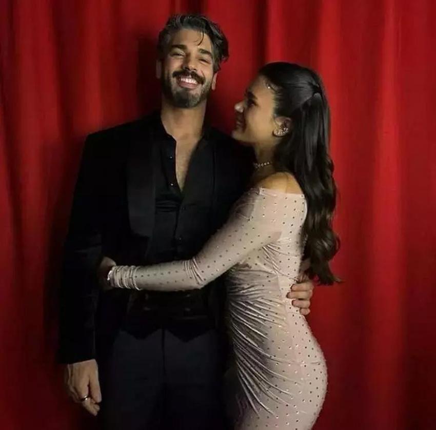 Demet Akalın'dan Sibil Çetinkaya'ya olay yaratacak sözler! 'Yüzü puf böreği gibi şiş'