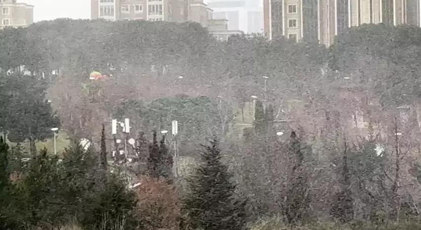 Meteoroloji'den kuvvetli kar yağışı ve fırtına uyarısı: Birçok ilde okullar tatil edildi! Bu illere dikkat