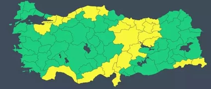 Bir uçta diğer uca karla kaplanacak! Meteoroloji verileri: İstanbul'da hava kar topluyor! Asıl yağış haftasonu