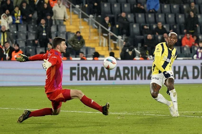 Fenerbahçe'de deprem! Erzurumspor maçı sonrası Djiku, Yusuf Akçicek ve Diego Carlos'tan kötü haber