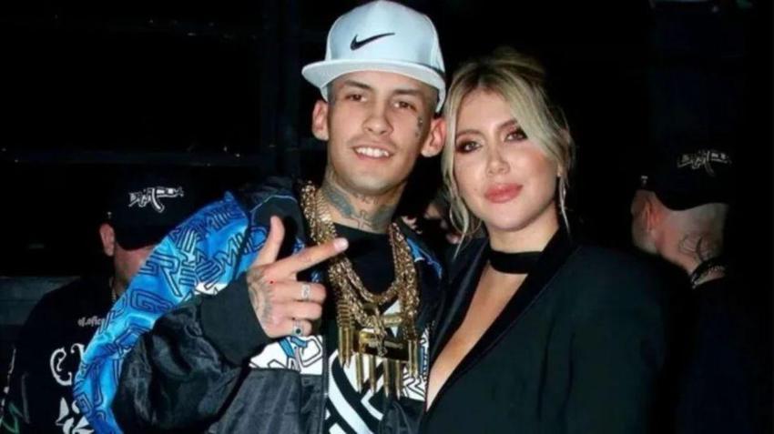 Wanda Nara bu kez fena aşka geldi! Pozları Instagram'ı salladı