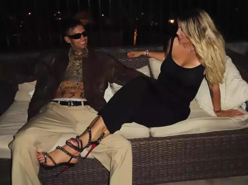 Wanda Nara bu kez fena aşka geldi! Pozları Instagram'ı salladı