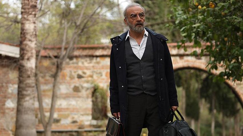 İnci Taneleri'nde sır perdesi yıllar sonra aralandı: Azem’in karısını kimin öldürdüğü ortaya çıktı
