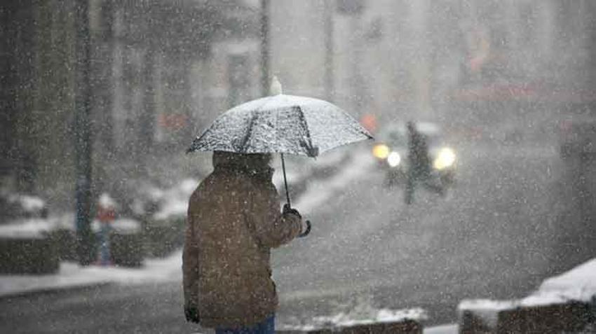 Meteoroloji'den kuvvetli kar yağışı ve fırtına uyarısı: Birçok ilde okullar tatil edildi! Bu illere dikkat