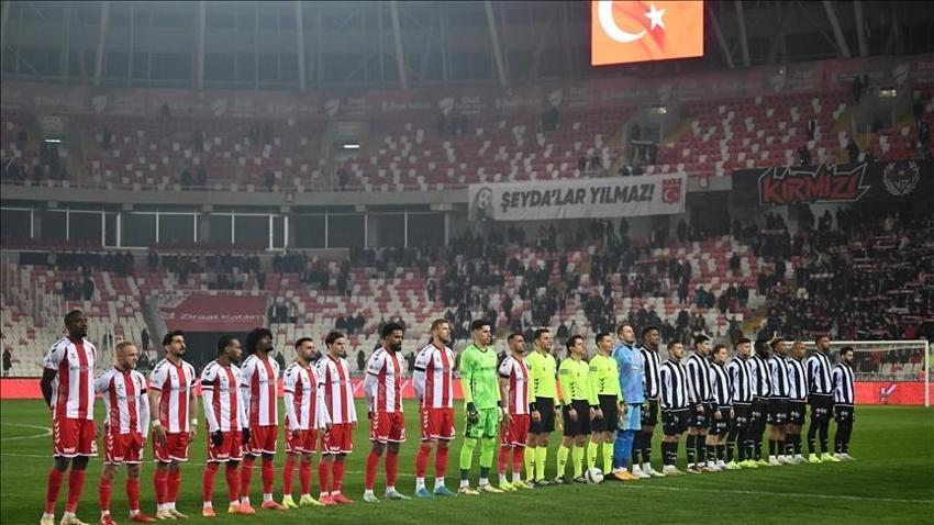 Maça damga vurdu! Sivas Beşiktaş maçında yıldızlaştı