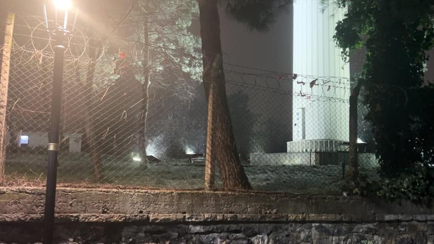 Yoğun kar yağışı İstanbul'da etkisini artırarak devam ediyor! Tatil haberleri ve uyarılar art arda geliyor 