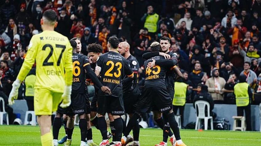 Sahadan çekilme kararı Adana'da yankı buldu! Adana Demirspor: Defalarca 4. hakeme bildirdik