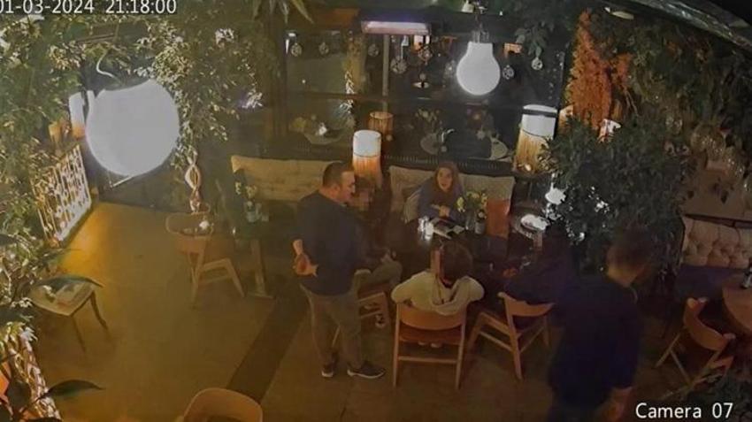 Eylem Tok ve oğlu Cihan Cihantimur Türkiye'ye iade ediliyor! Kazada ölmesine sebep oldukları gencin acılı ailesi açıklama yaptı; Onları havaalanında karşılayacağım