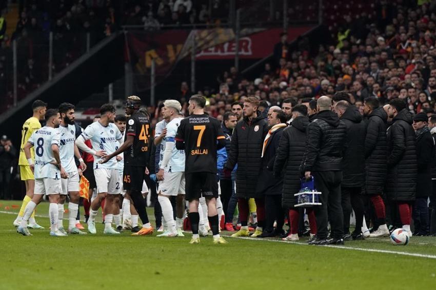 Galatasaray-Adana Demirspor maçı sonrası TFF resti çekti: Sen bir daha gelme