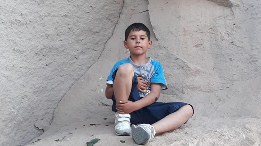 Canlı yayında yıkılan binadan sağ sağ kurtuldu; Kolumun üzerinde eşimin cansız bedeni vardı!