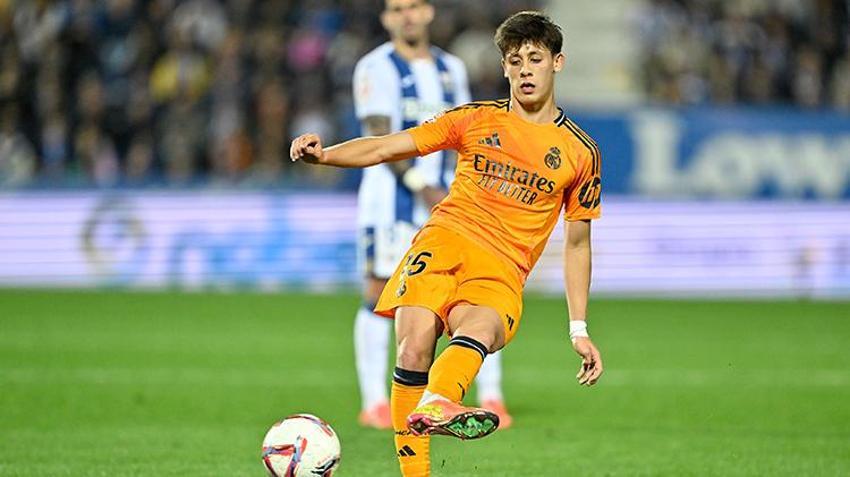 Herkes Arda Güler'i bekledi, Ancelotti yine yapmadı! Tribünlerde olay pankart: Ağlamayı bırak