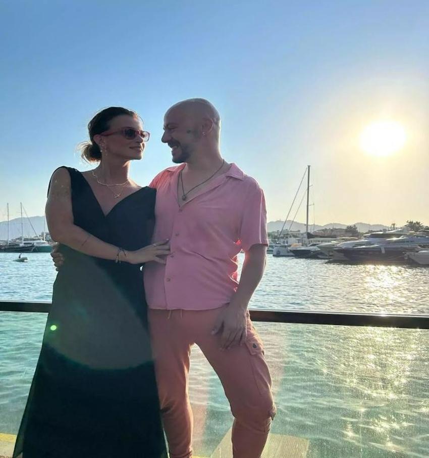 Sema ile kapıştı! Survivor Pınar'ın eşi dünyaca ünlü bir müzisyen çıktı