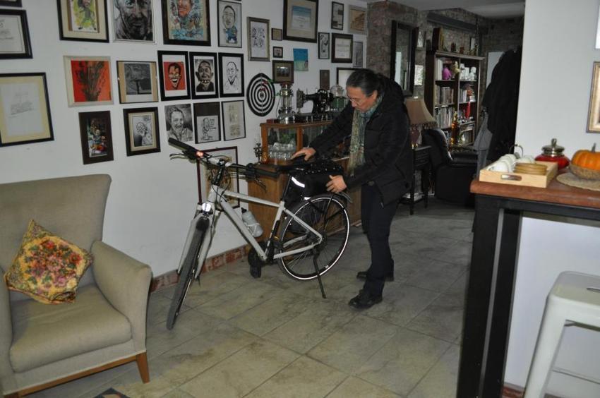 60 yaşında pedal çevirerek sağlığını koruyor