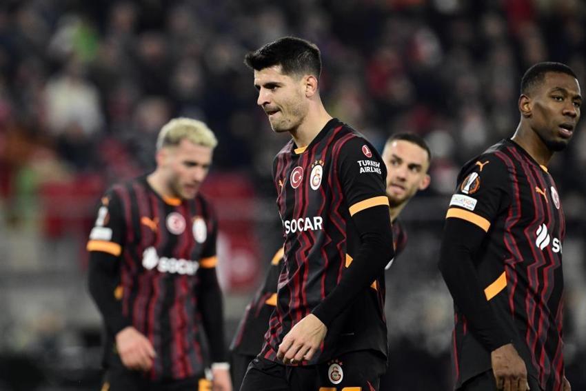 Okan Buruk'u resmen topa tuttu: Kadroyu aşure yaptı, Morata'yı kaleye, Muslera'yı forvete koy