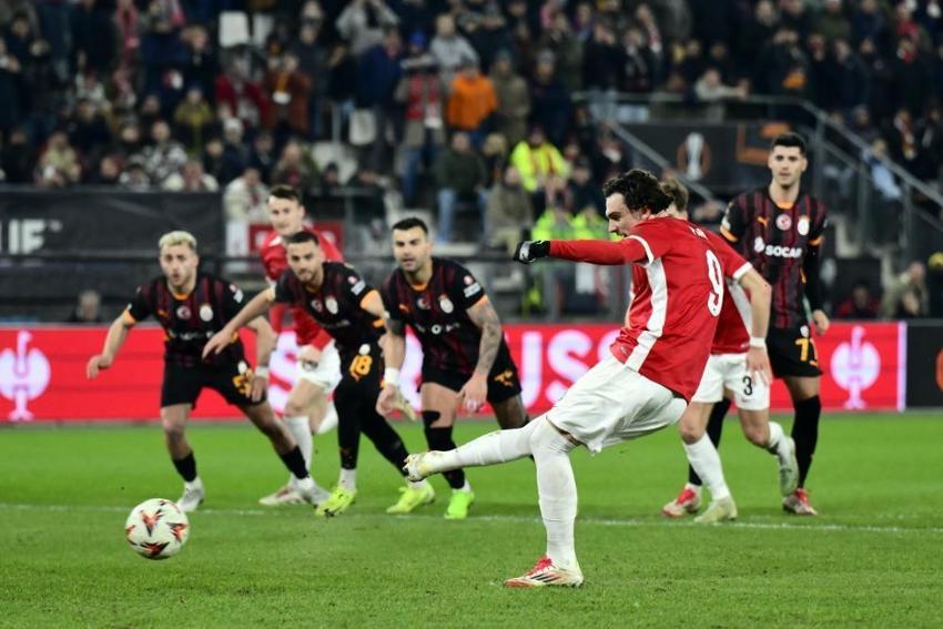 Okan Buruk'u resmen topa tuttu: Kadroyu aşure yaptı, Morata'yı kaleye, Muslera'yı forvete koy