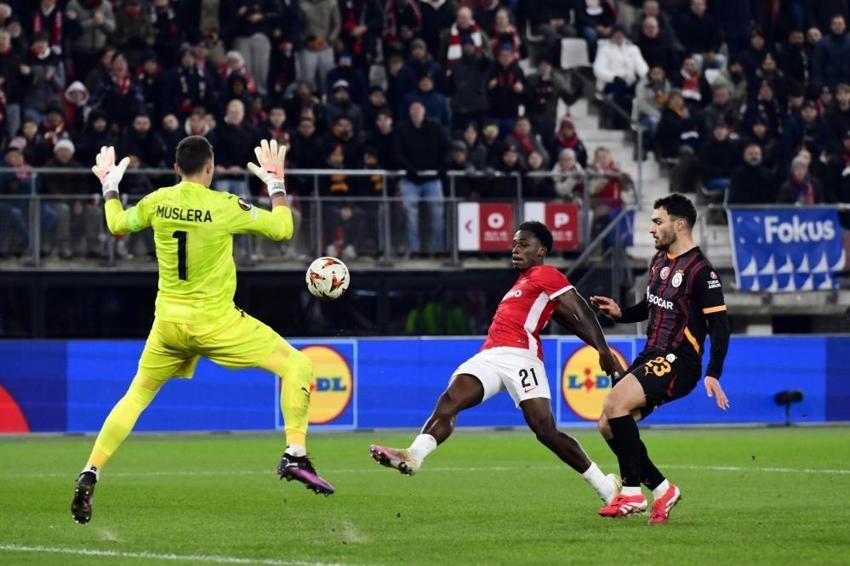 4-1 sonrası Fernando Muslera soruyu duyunca çılgına döndü! Muhabire sert tepki