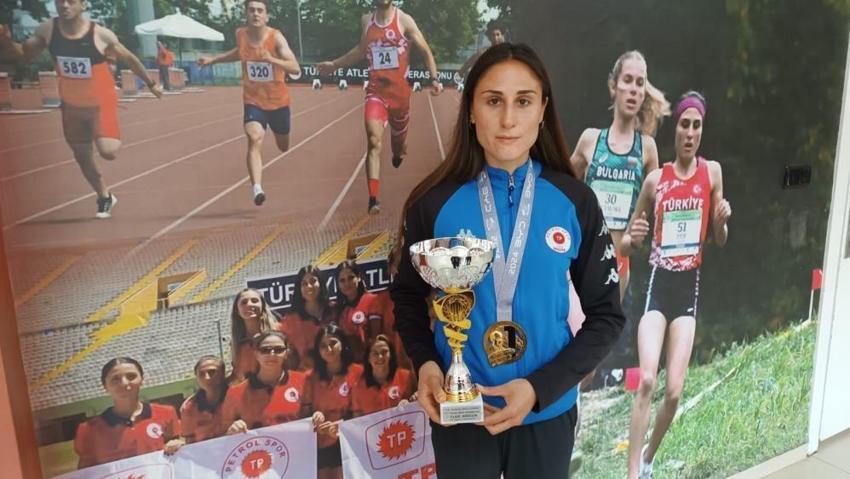 Batmanlı Ruken Tek İtalya'da şampiyon oldu