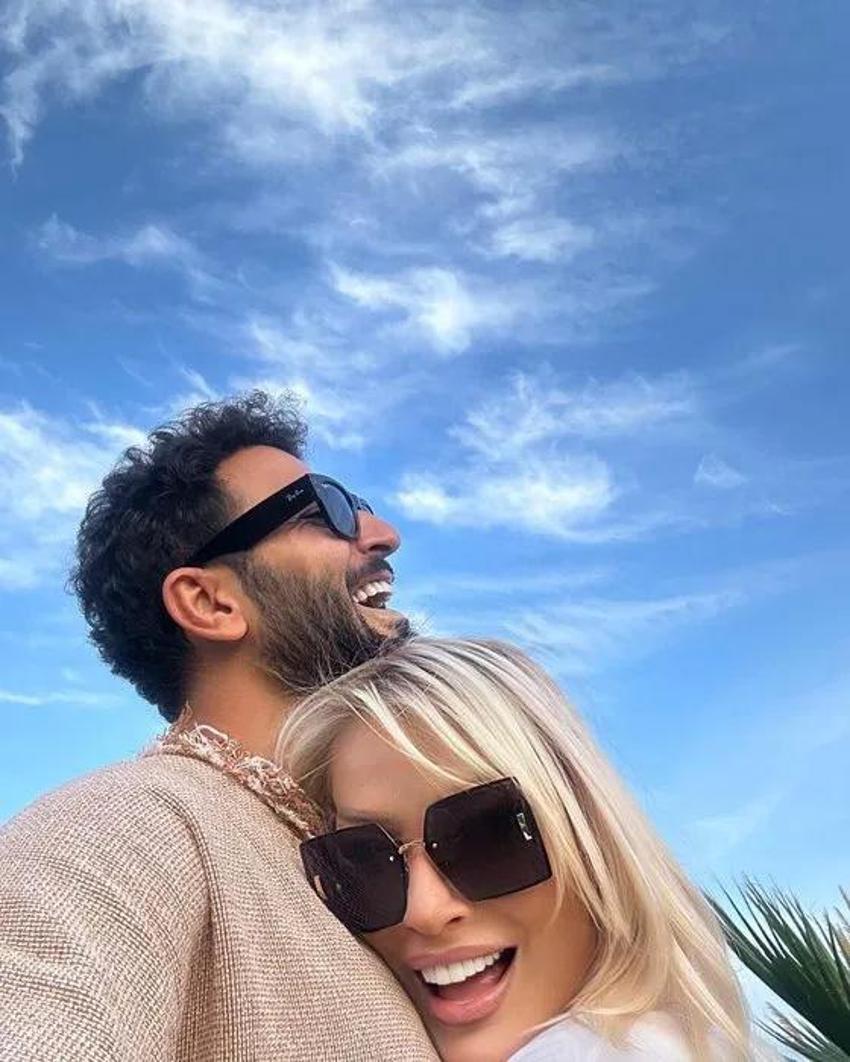 Buket değil çiçek bahçesi! Seda Sayan'a eşi Çağlar Ökten'den romantik Sevgililer Günü kutlaması!