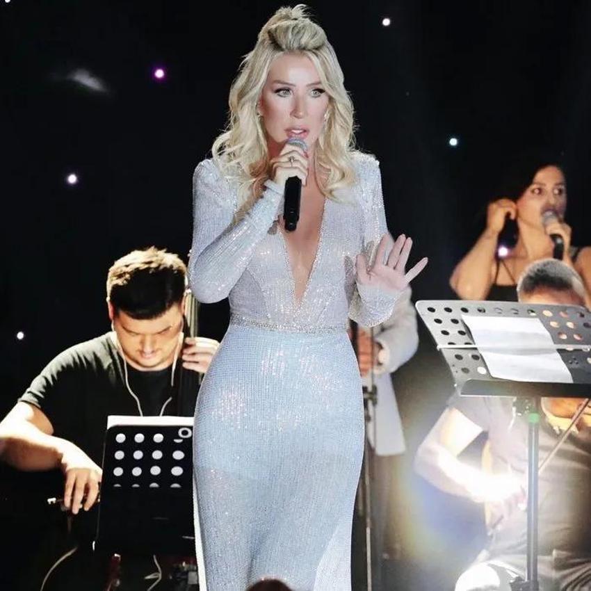 Buket değil çiçek bahçesi! Seda Sayan'a eşi Çağlar Ökten'den romantik Sevgililer Günü kutlaması!