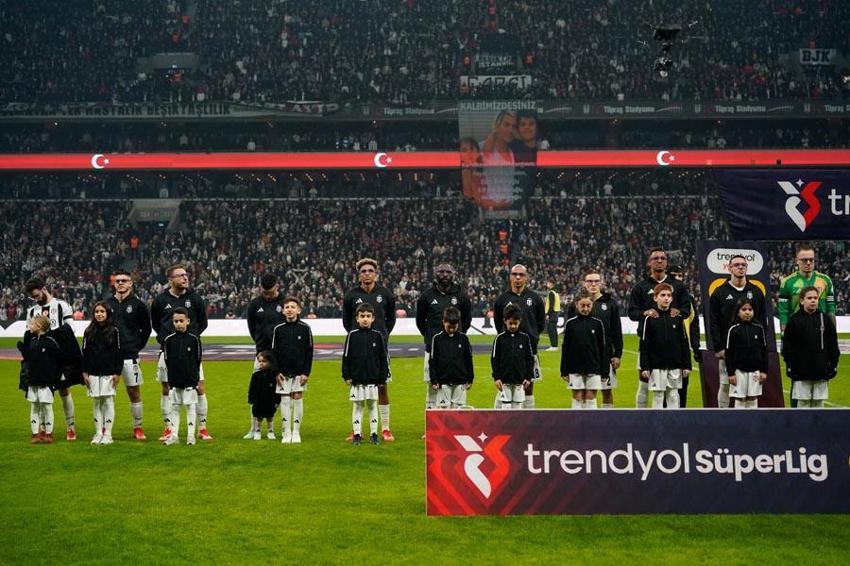 Beşiktaş Trabzonspor maçı: 2-1 Kara Kartal'dan müthiş geri dönüş
