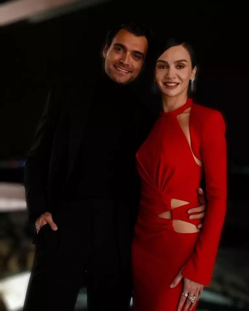 Birce Akalay'ı hiç böyle görmediniz! Sürpriz imaj değişikliği