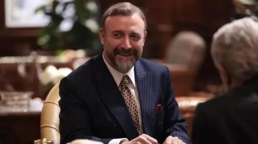 Kral Kaybederse dizisinin Kenan'ı kim? Kral Kaybederse Kenan hangi iş insanı?