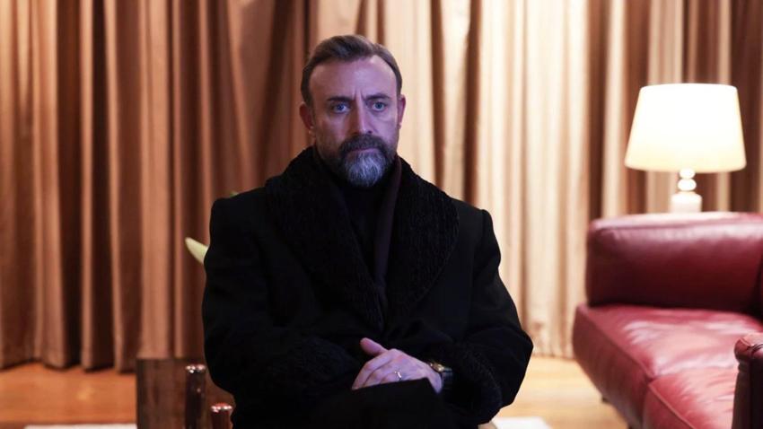 Kral Kaybederse dizisinin Kenan'ı kim? Kral Kaybederse Kenan hangi iş insanı?