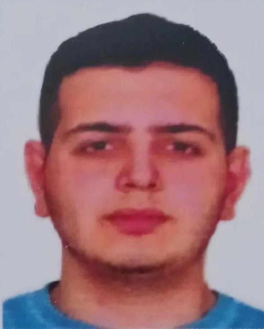 Genç kadını odasına çağırıp kilitleyen dekan kurtardı! Konya'da üniversitede yaşanan kanlı olayda platonik aşk iddiası!
