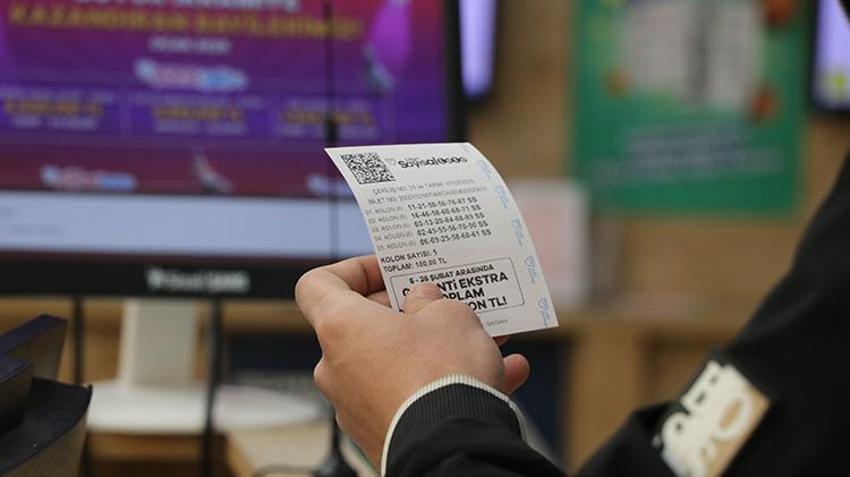 Diyarbakır'da emekliye talih kuşu kondu: 60 TL'ye oynadı, 12,5 milyon lira ikramiye kazandı!