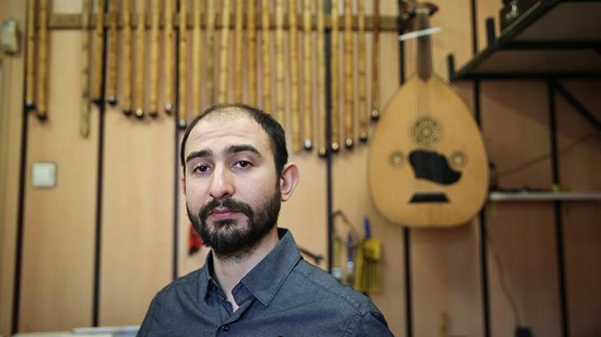 Bursalı neyzen ustası hem öğretiyor hem de üretiyor
