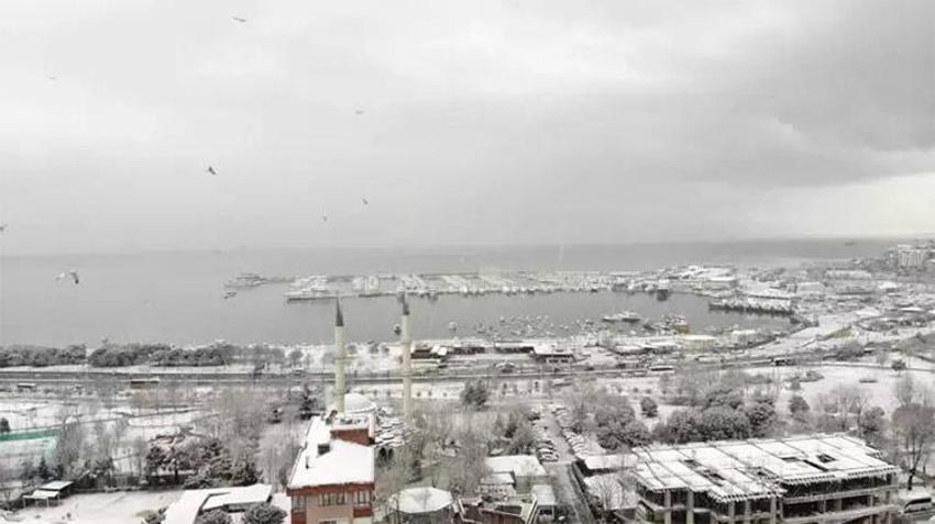 Beklenen yoğun kar yağışı daha başlamadı! Lapa lapa kar aralıksız yağacak, günlerce sürecek