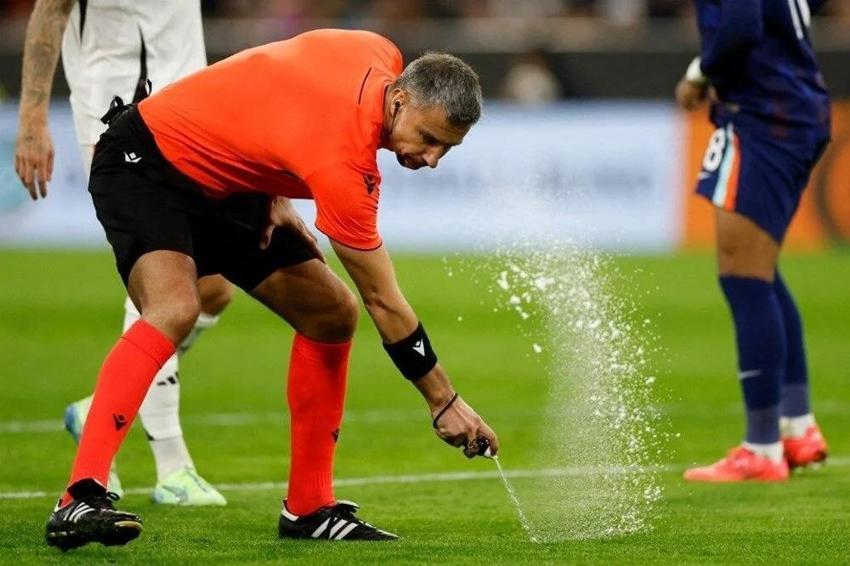 Slavko Vincic hangi önemli maçları yönetti? Fenerbahçe Galatasaray derbi hakemi Slavko Vincic nereli, kaç yaşında?