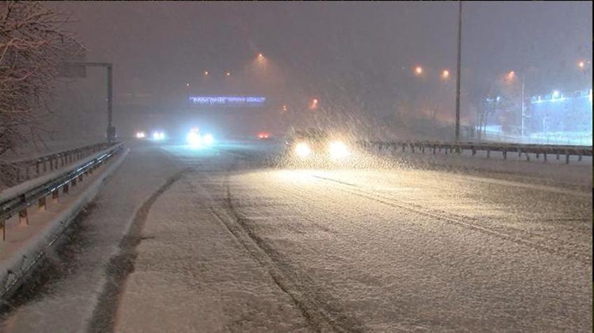Kar fırtınası geliyor! Günlerce sürecek, Meteoroloji, İstanbul için alarma geçildi, hepsi iptal edildi