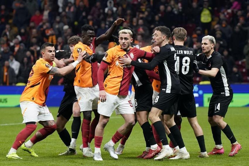 Kerem Demirbay, Sallai, Jelert derken yeni transferi yerin dibine soktu, 8 milyon Euro çöp oldu