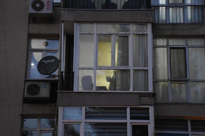 İzmir'de dehşete düşüre olay! Diş hekimini tabancayla başından vurdu, videosunu çekip annesine gönderdi