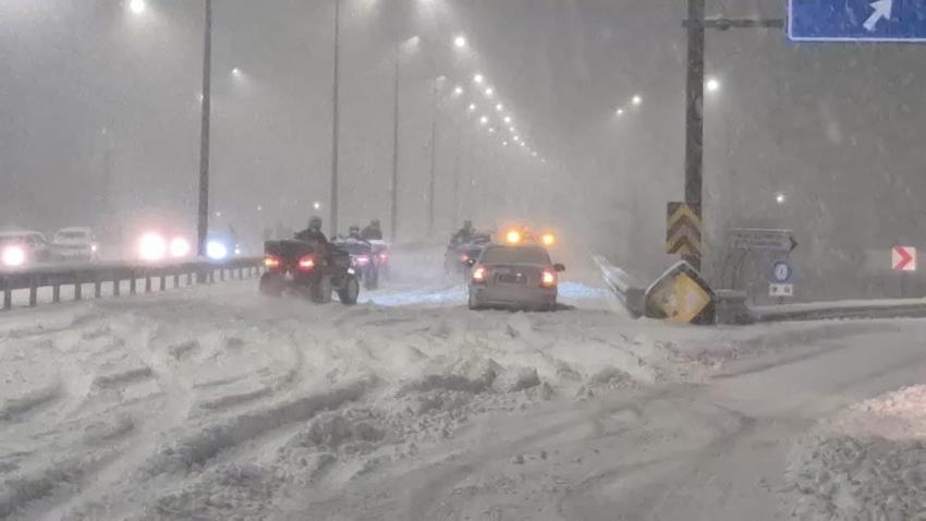 İstanbul'a yeni kar yağışı dalgası geliyor! 'En soğuk gece' olacak dedi ve ekledi: Pazartesi okullar tatil olabilir