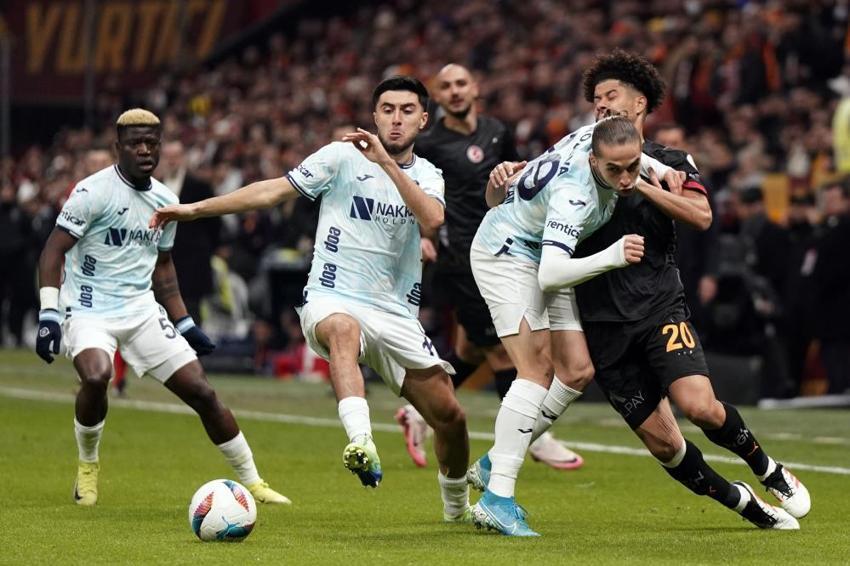 Galatasaray'da Dries Mertens krizi! Penaltı pozisyonu bela oldu, sözleşmesi iptal edildi