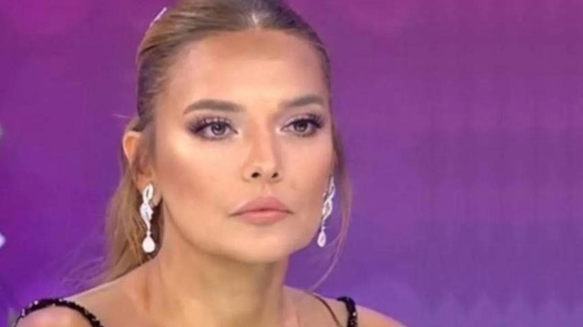 Hadise kıyaslaması Demet Akalın'ı kızdırdı: 'Soyadımı doğru yaz'