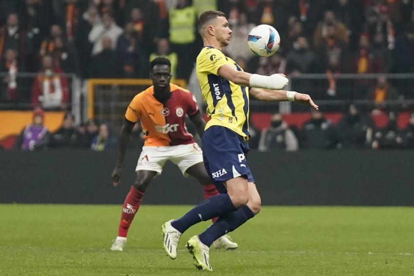 Galatasaray-Fenerbahçe maçı başladığı gibi bitti