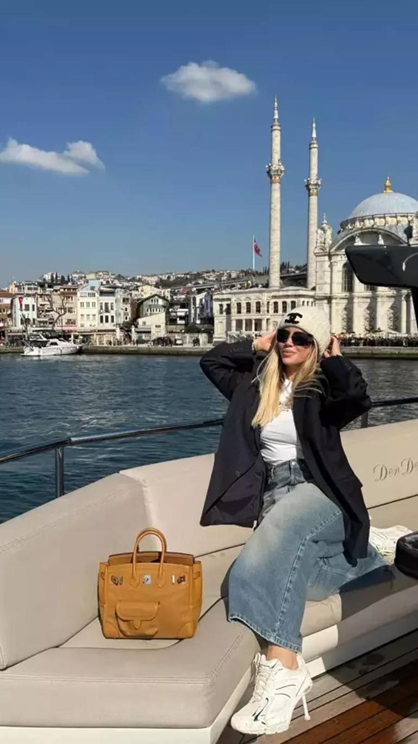 Wanda Nara 'Yılın kadını' ödülünü aldı elbisesi dikkat çekti
