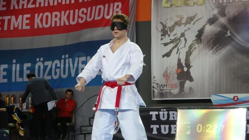 Özel sporculardan dünyaya ilham veren başarı! Para karate ile engelleri aşıyorlar
