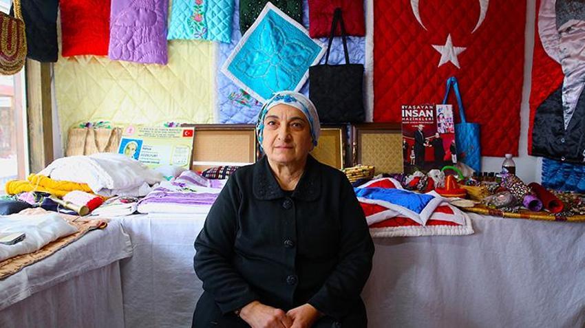 Hatay'da deprem sırasında atölyesi yıkılan yorgan ustasına yeni tezgah verildi