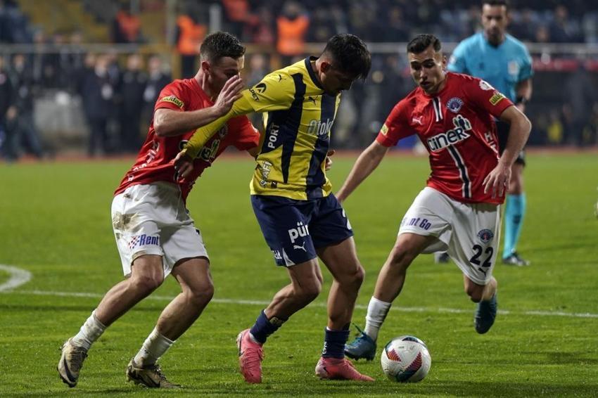 Ali Koç transfer ateşini yaktı! En-Nesyri, Talisca yetmedi, Mourinho ile görüşen yıldız golcü geliyor